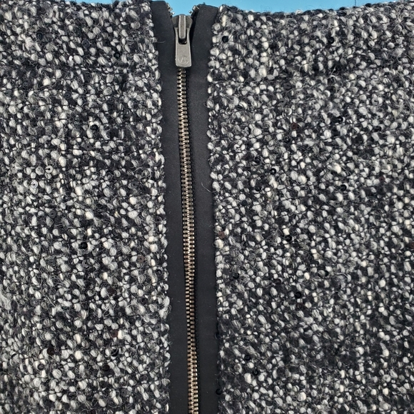 Armani Collezioni tweed with sparkle pencil skirt - Picture 7 of 16